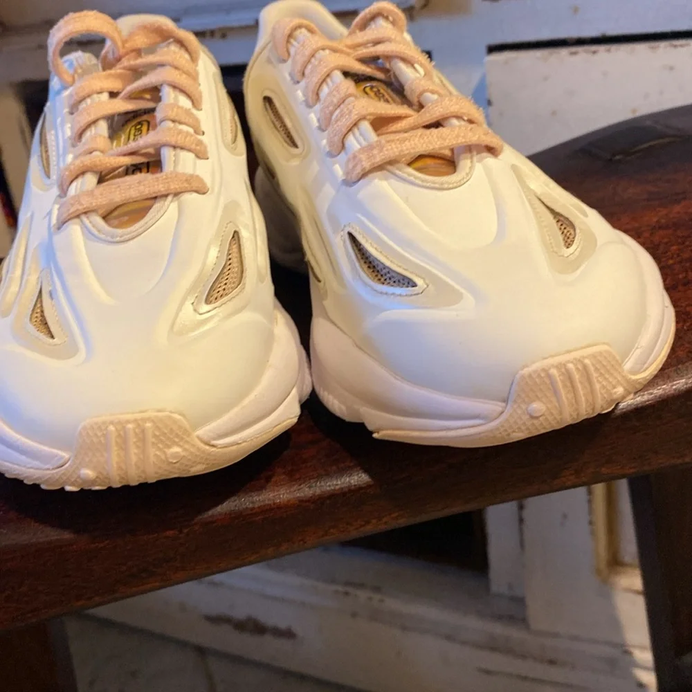 adidas Originals Ozweego / Celox / Lite W Women Casual Lifestyle Shoes Pick - Picture 4 of 10